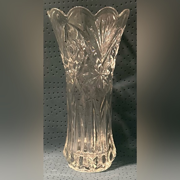 Other - Elegant Crystal Vase